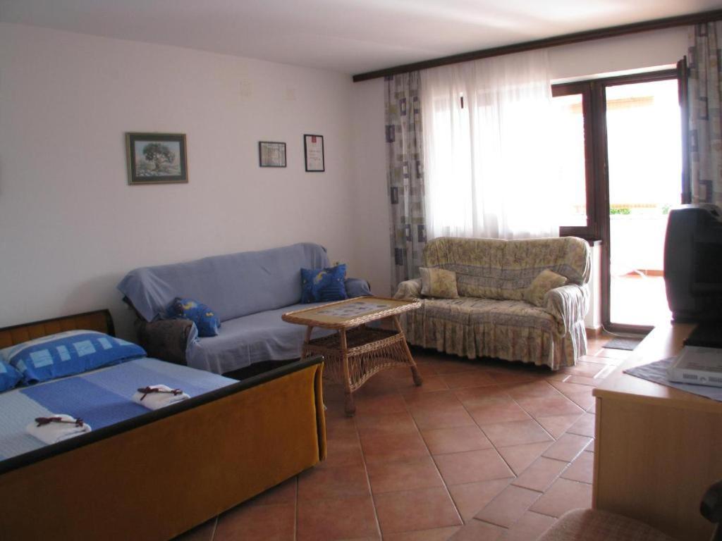 Apartments Pine Diver Пинезичи Экстерьер фото